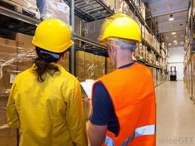 Вакансія для контролера на складі в Латвії