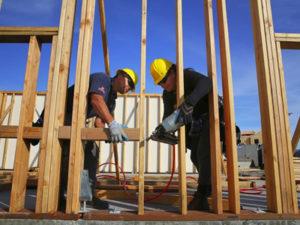 Столяр на будівництво в Швеції