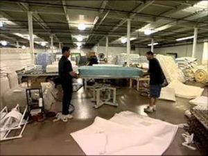 Обивщик м'яких меблів в Литві