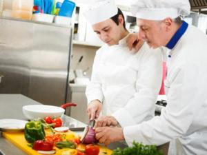 Робота для помічника кухаря ресторану в Польщі