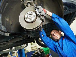 Работа для автослесарей на СТО в Литве