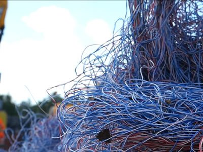 Нужен работник на кабельный завод в город Бенешов (Чехия)