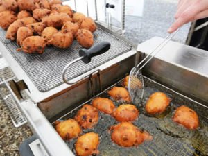 Работник на производство и упаковку пончиков