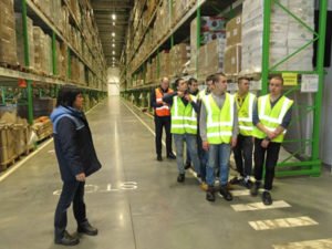 Робота для студентів на складі