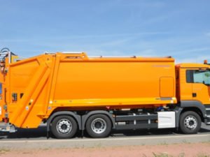 Робота для водія сміттєвоза з вивезення сміття з об'єкта