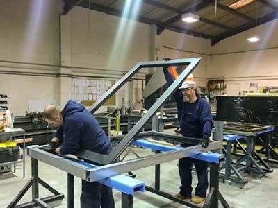 Вакансия для работника на производстве алюминиевых дверей в Польше