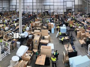 Робота для збирача садових меблів