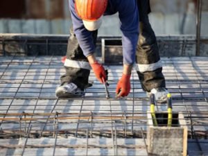 Робота для арматурників, опалубщиків, мулярів та штукатурів