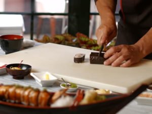 Работа для суши мастера в японском ресторане