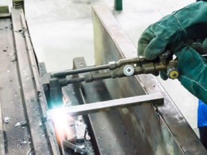 Робота для газозварювальника на виробництві