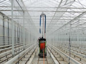 Работа по подготовке теплицы к новому урожаю