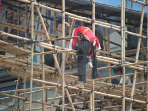 Робота для монтажника будівельних лісів на будівництві