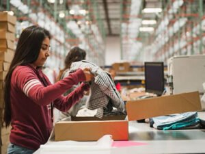 Работа для студентов на складе одежды