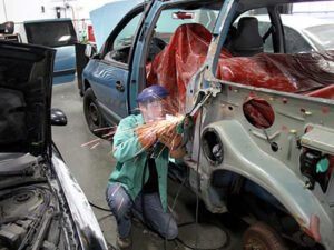 Работа для слесаря по ремонту кузовов легковых автомобилей