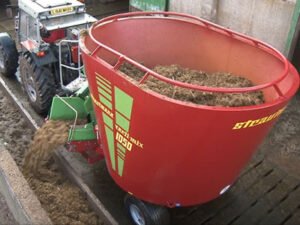 Работа для водителя миксера/кормораздатчика на ферме