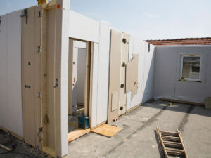 Работа для строителя на сбор модульных домов