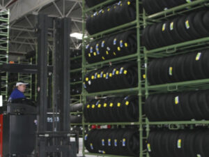 сборщик заказов автошин