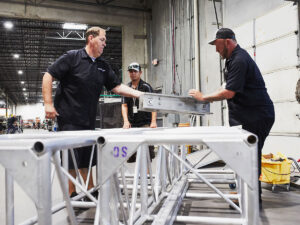 Работа для подсобника на производстве